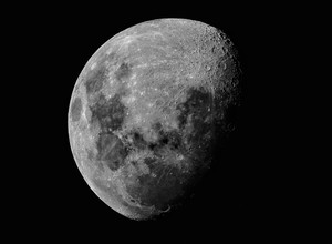 Фотография Луны, сделанная с борта МКС