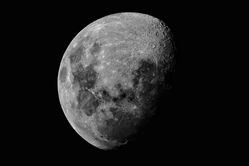 Фотография Луны, сделанная с борта МКС